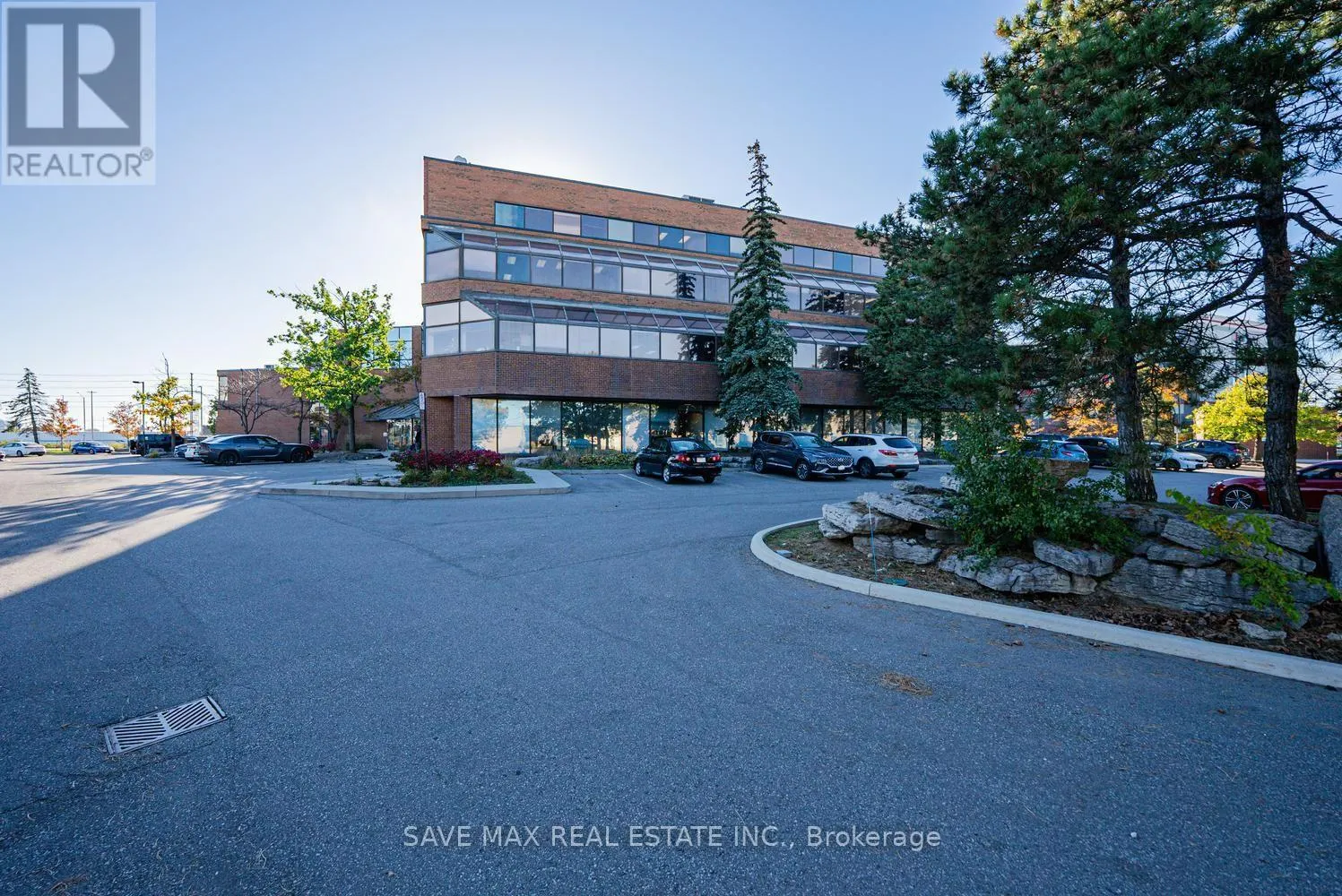 305 - 1550 ENTERPRISE ROAD