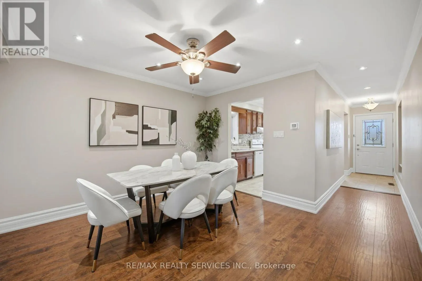 47 LINDRIDGE AVENUE