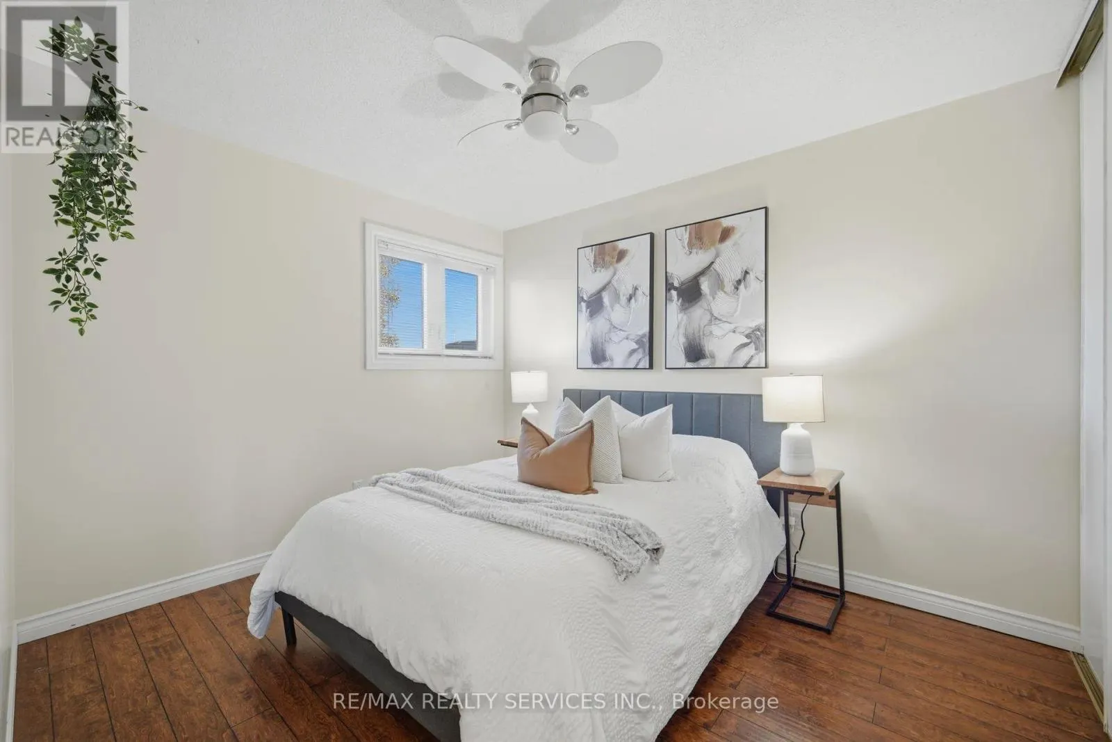 47 LINDRIDGE AVENUE