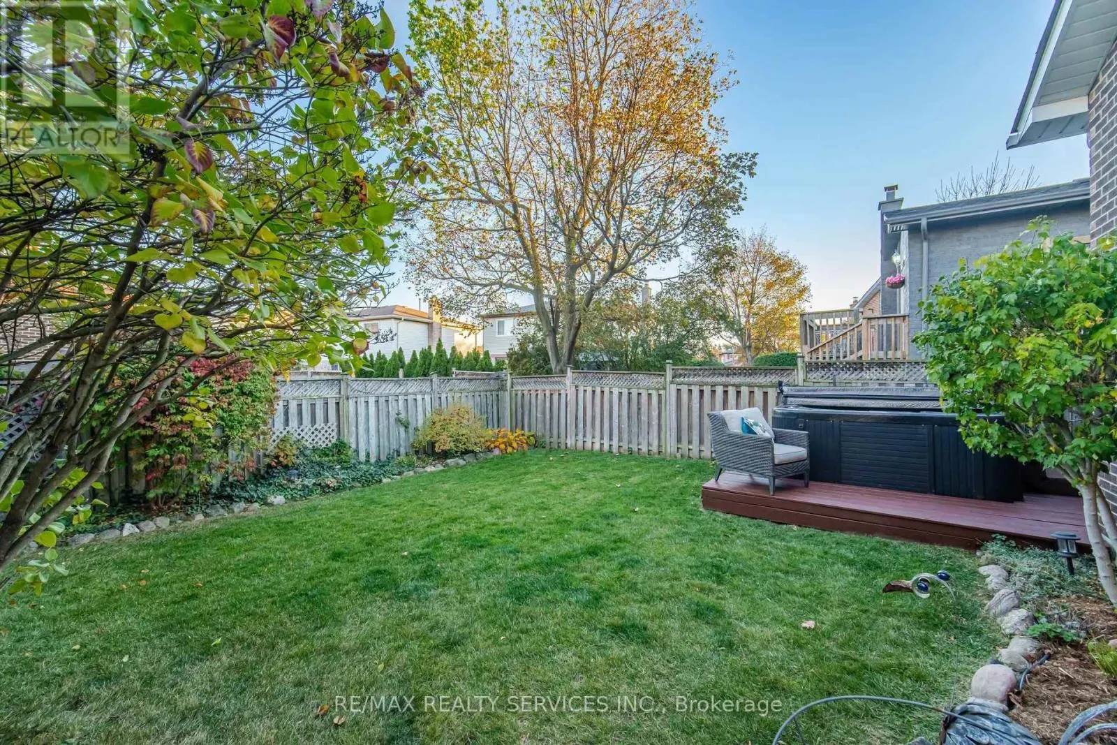 47 LINDRIDGE AVENUE