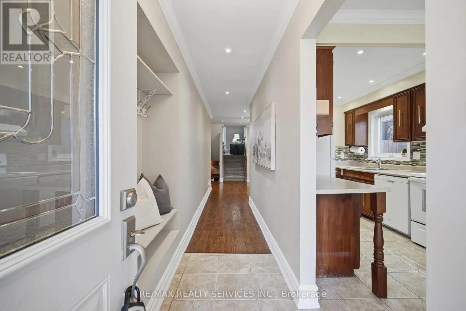 47 LINDRIDGE AVENUE