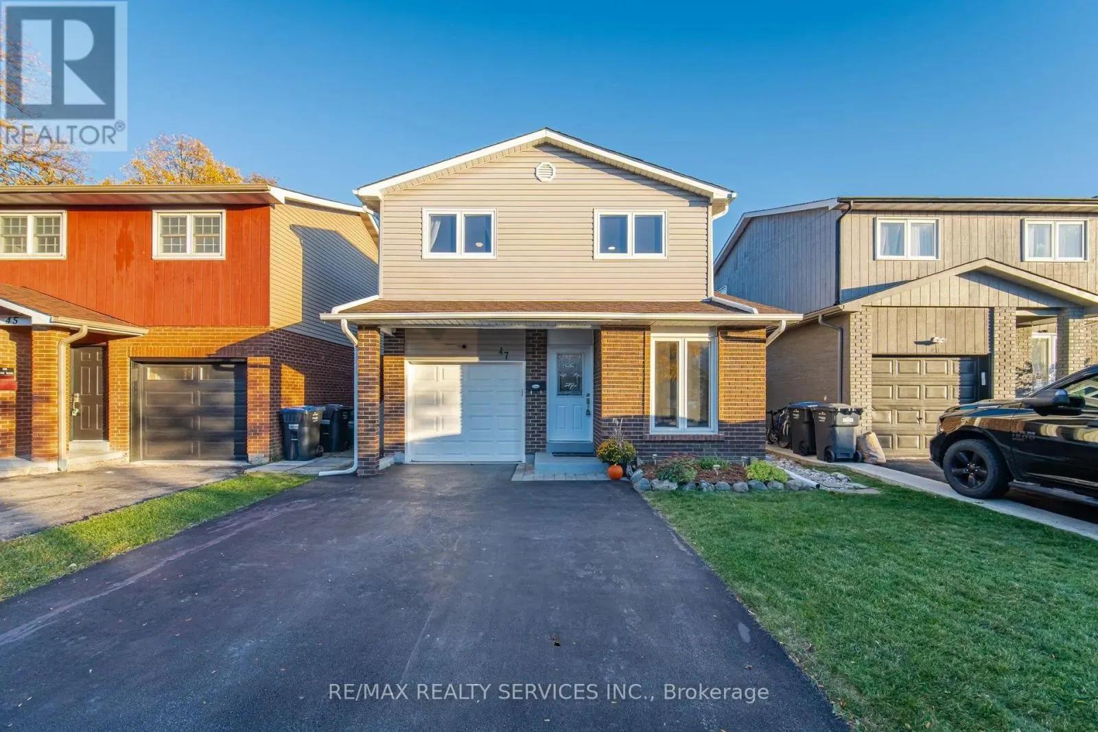 47 LINDRIDGE AVENUE