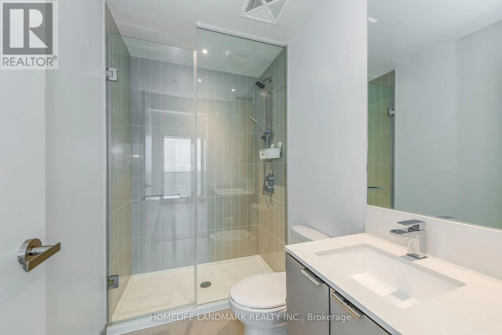 2304 - 3883 QUARTZ ROAD