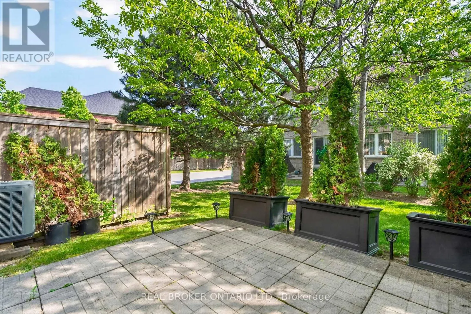 102 - 86 JOYMAR DRIVE