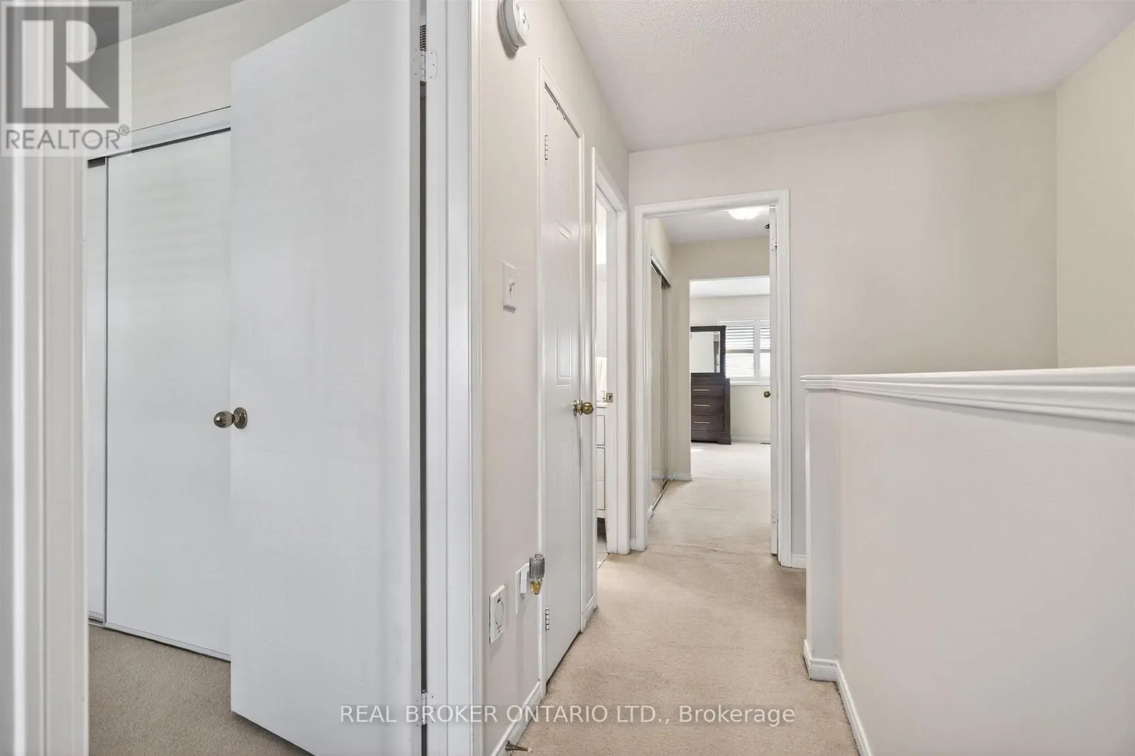 102 - 86 JOYMAR DRIVE
