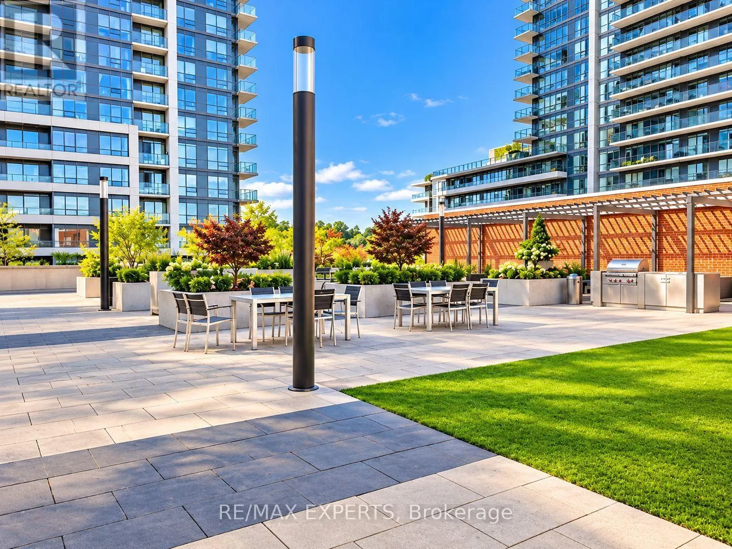 2802 - 2200 LAKESHORE BOULEVARD W