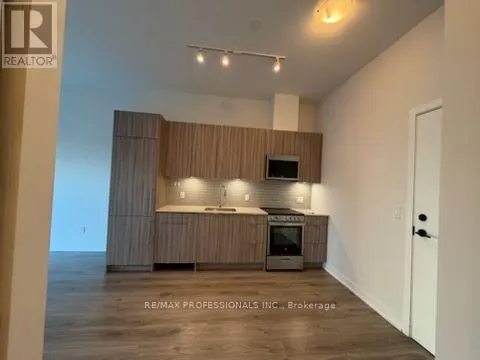 415 - 4130 PARKSIDE VILLAGE DRIVE