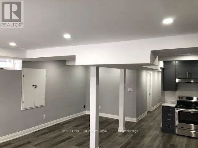 BASEMENT ROOM #2 - 71 THIRTIETH STREET
