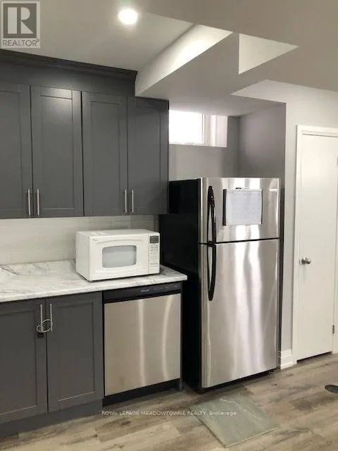 BASEMENT ROOM #2 - 71 THIRTIETH STREET