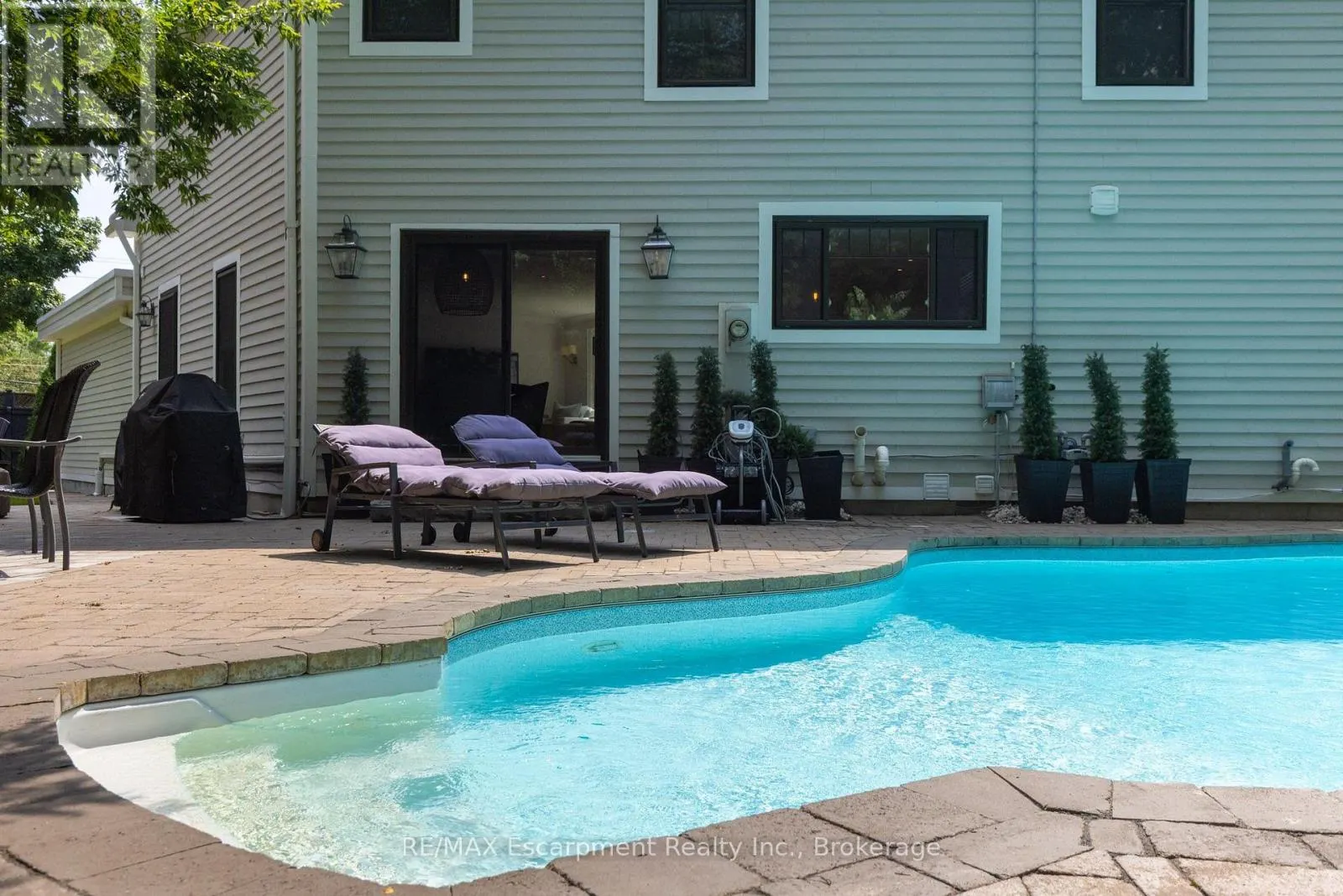 105 WHITTINGTON PLACE