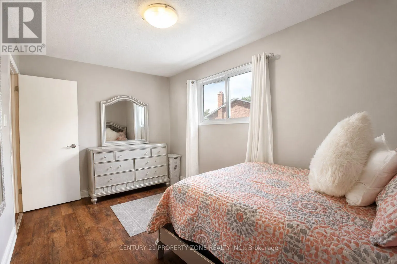 27 MADRID CRESCENT N