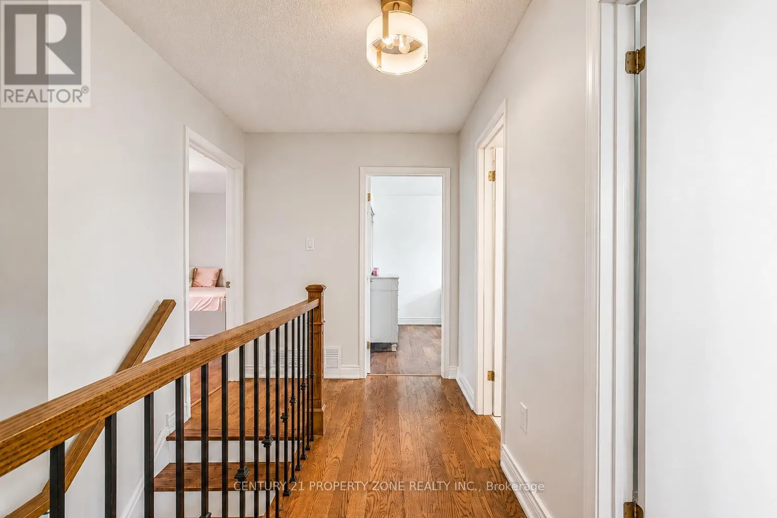27 MADRID CRESCENT N