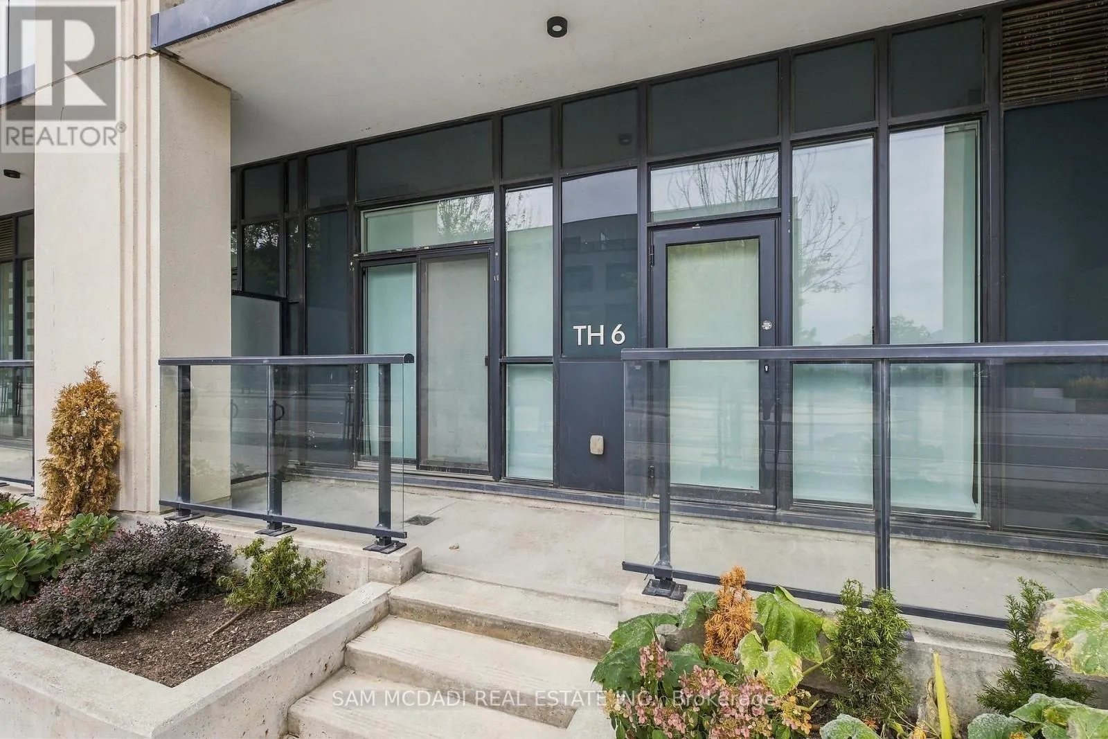 TH6 - 4055 PARKSIDE VILLAGE DRIVE