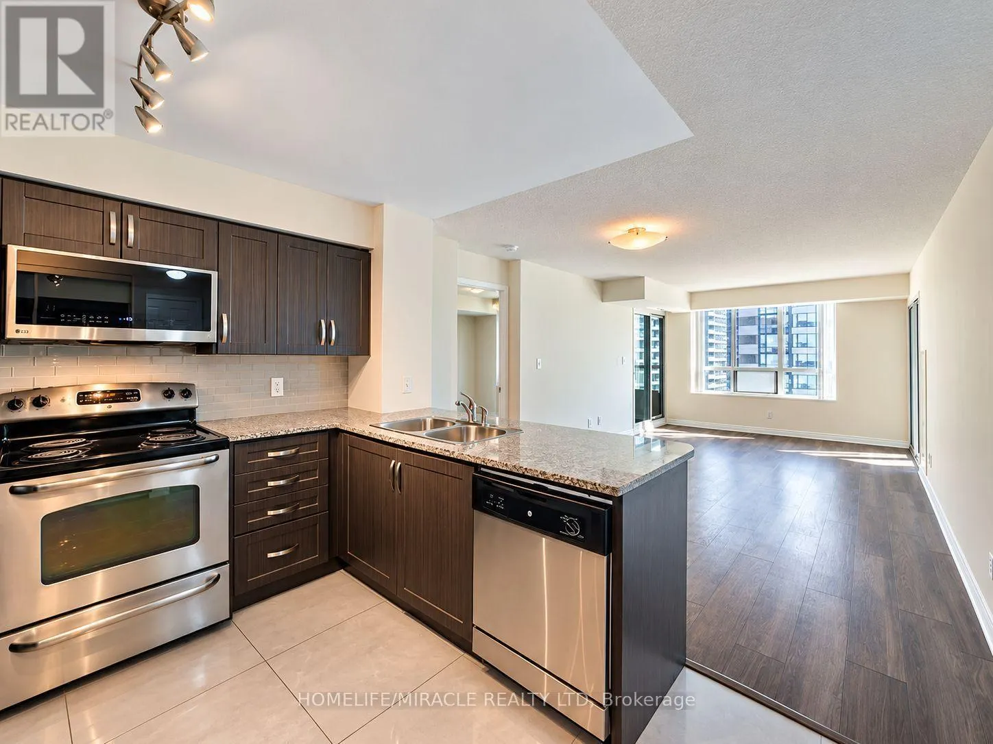 1510 - 335 RATHBURN ROAD W