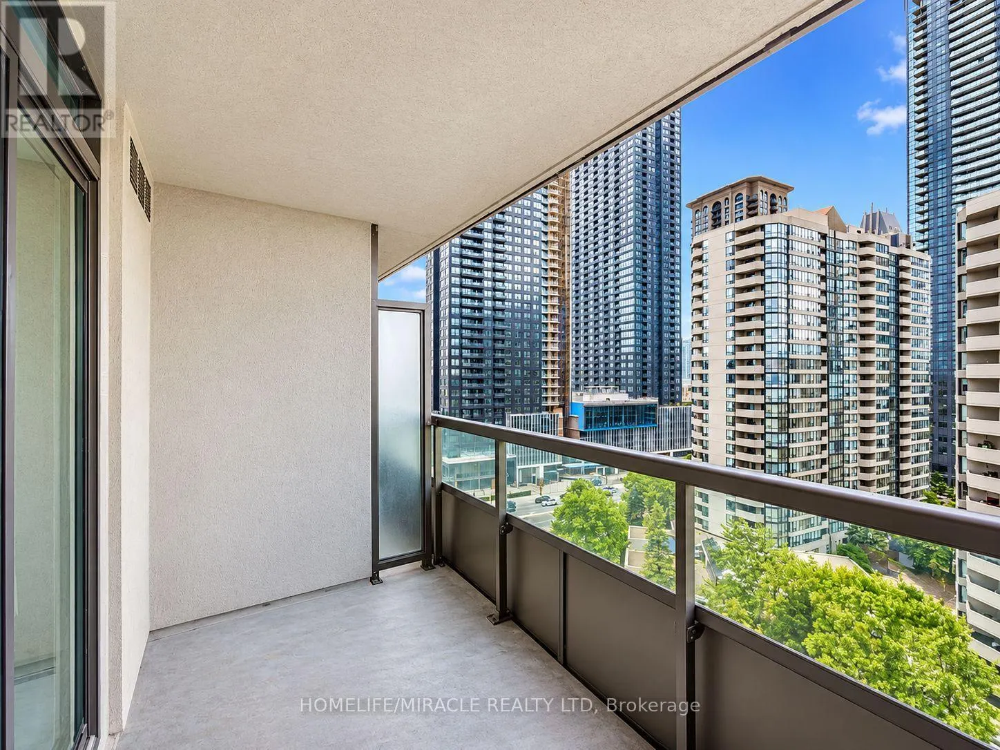 1510 - 335 RATHBURN ROAD W