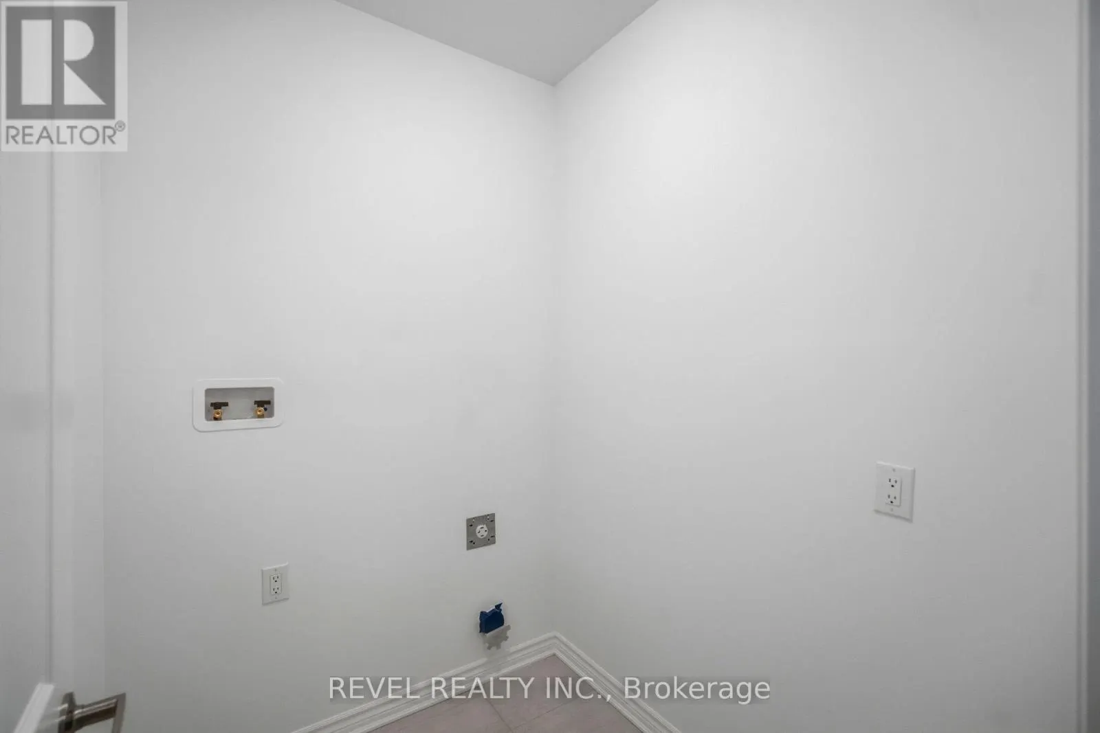 1509 ZILIO TERRACE