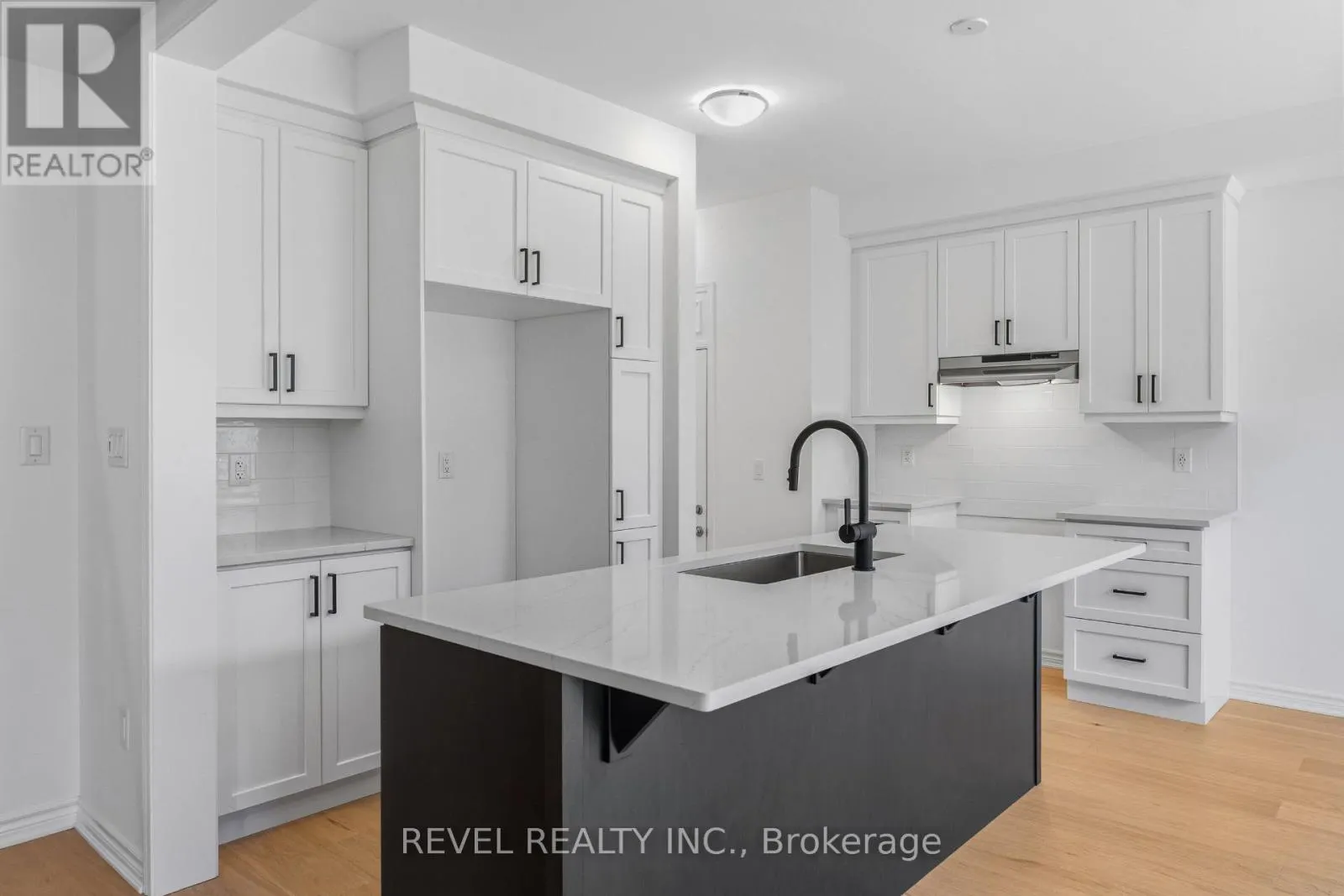 1509 ZILIO TERRACE