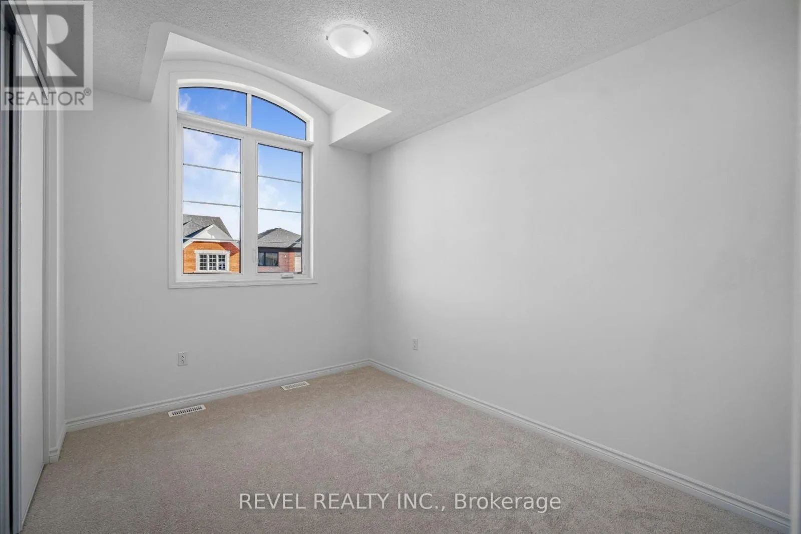 1509 ZILIO TERRACE