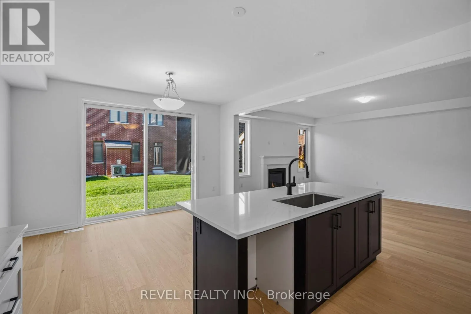 1509 ZILIO TERRACE