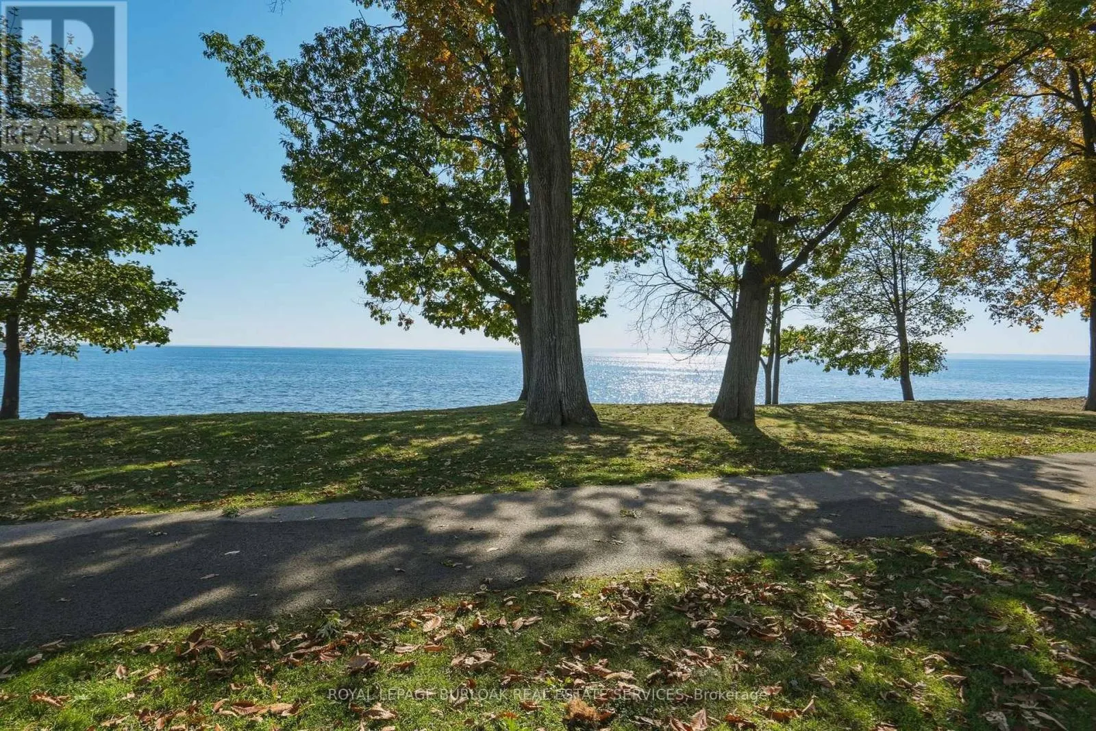 711 - 3500 LAKESHORE ROAD W