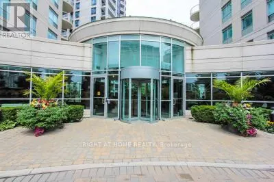 1008 - 2111 LAKE SHORE BOULEVARD W