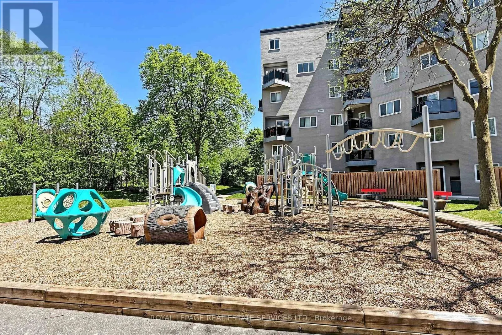 208 - 2001 BONNYMEDE DRIVE