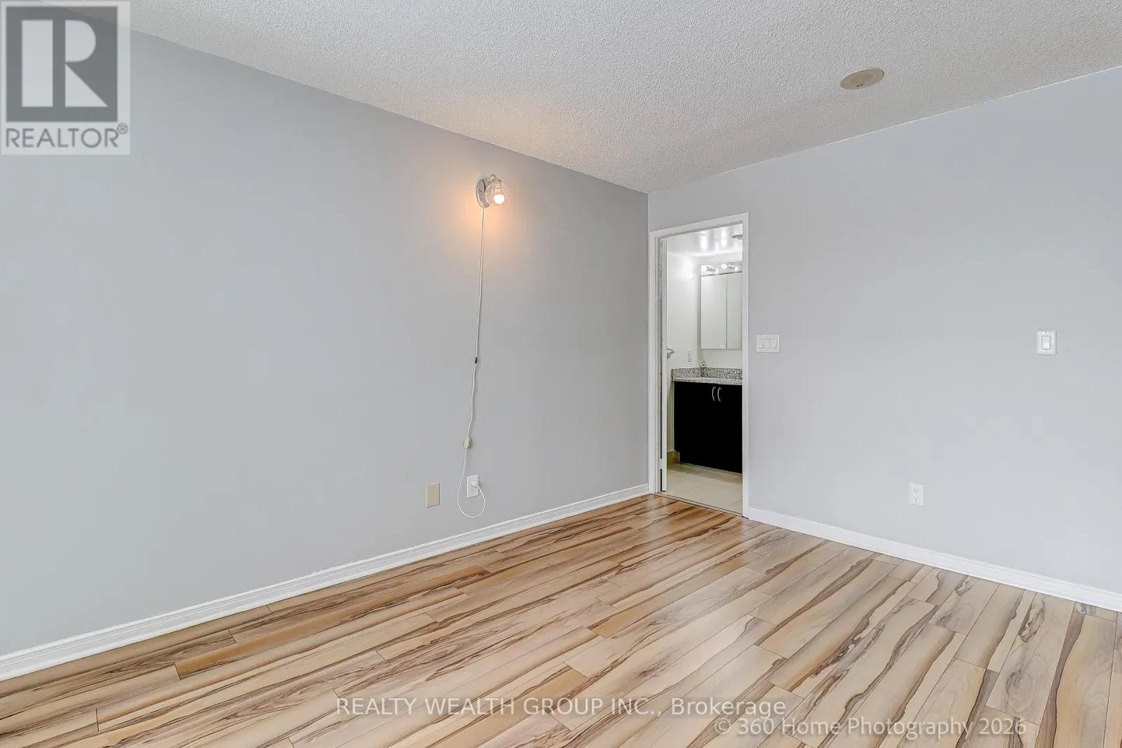 111 - 4900 GLEN ERIN DRIVE