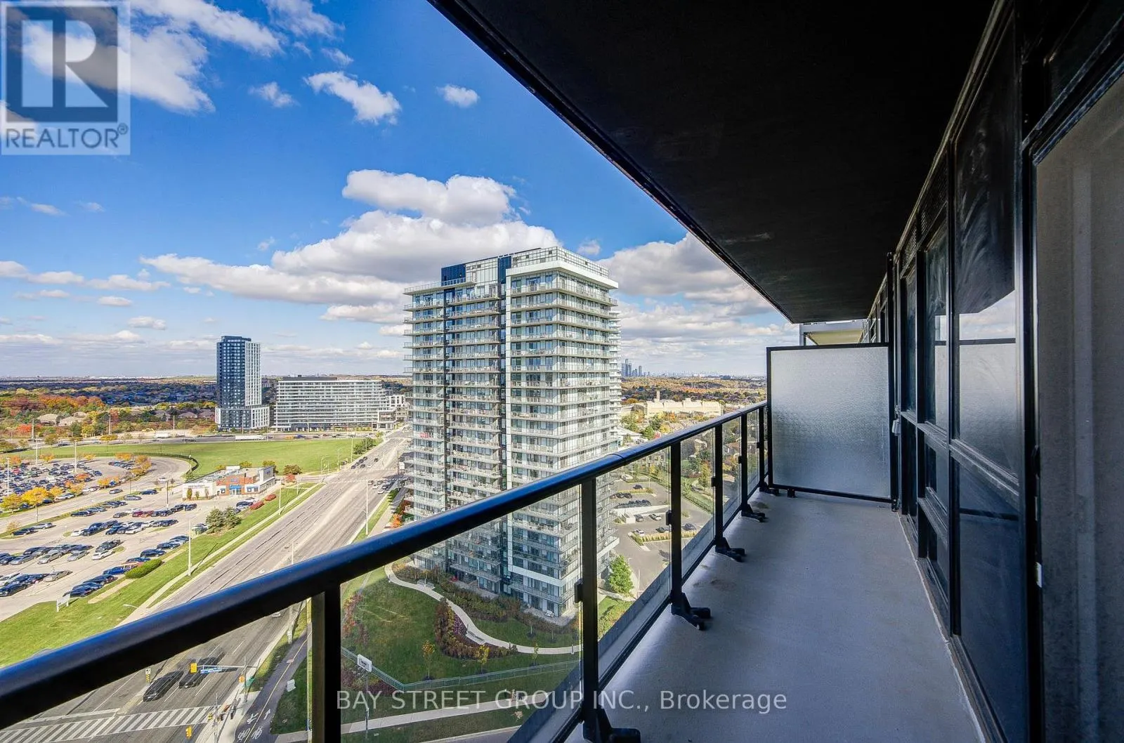 1610 - 4699 GLEN ERIN DRIVE