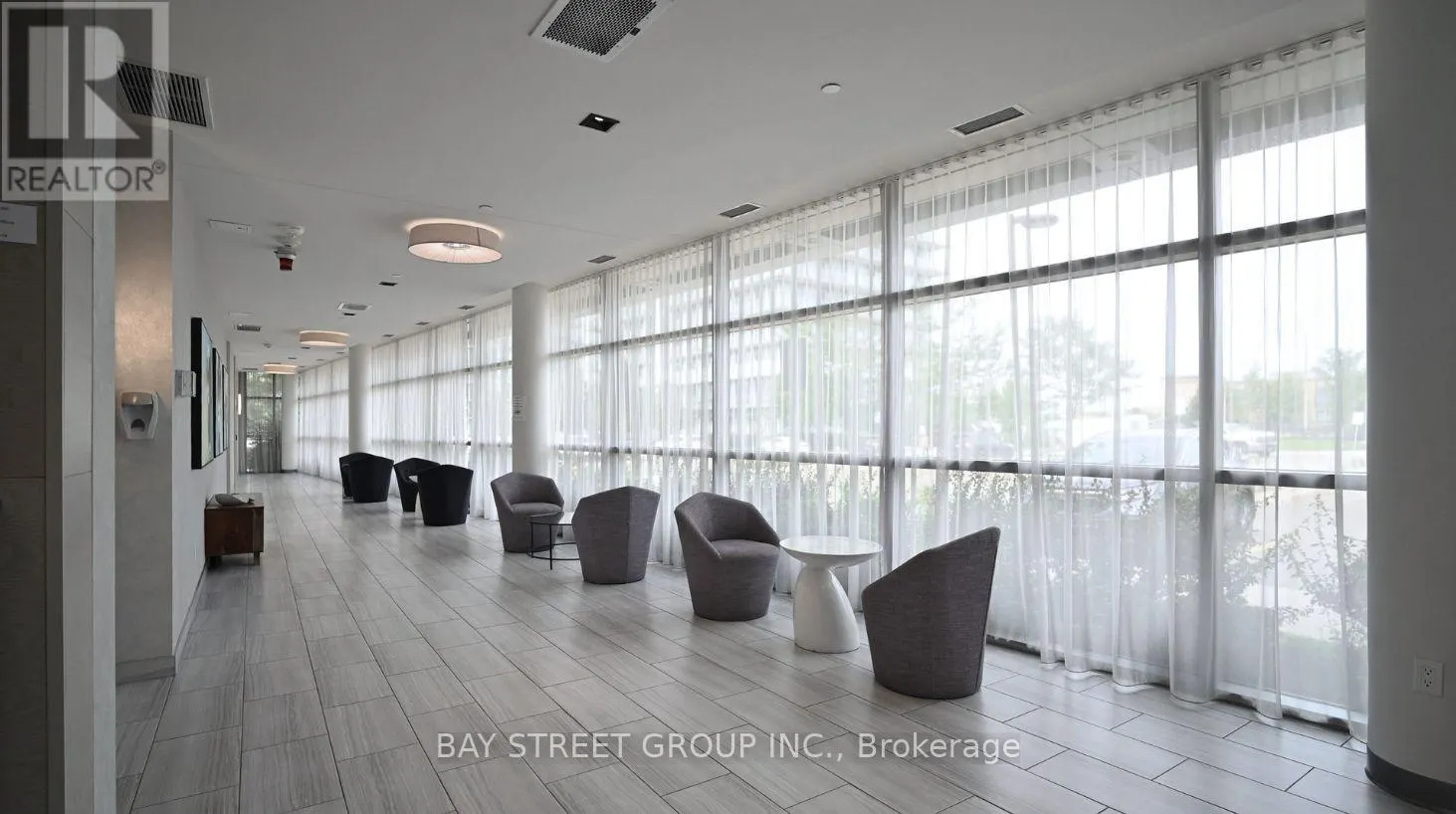 1610 - 4699 GLEN ERIN DRIVE
