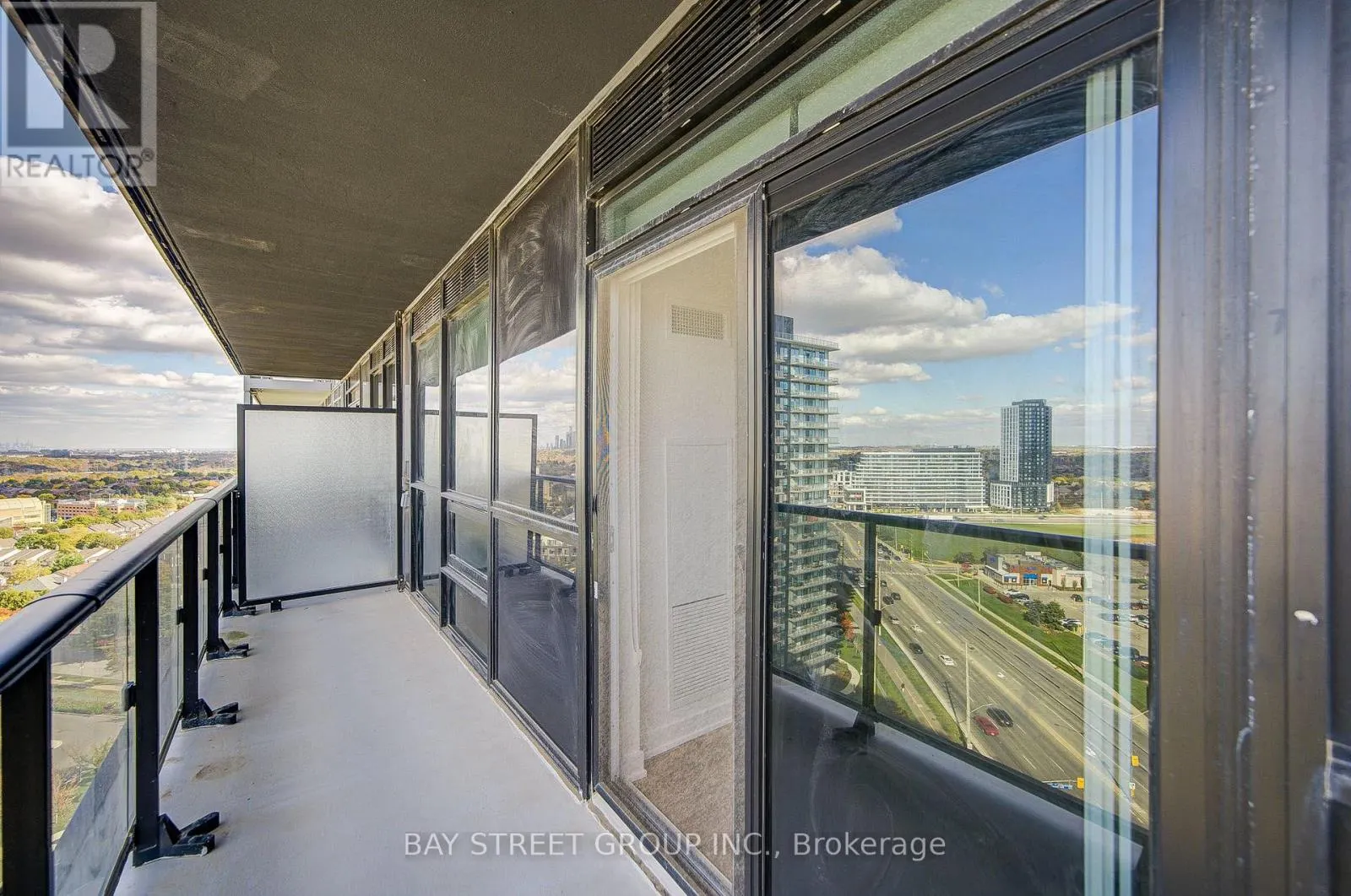 1610 - 4699 GLEN ERIN DRIVE