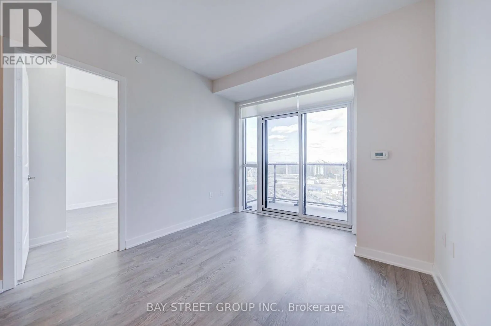 1610 - 4699 GLEN ERIN DRIVE