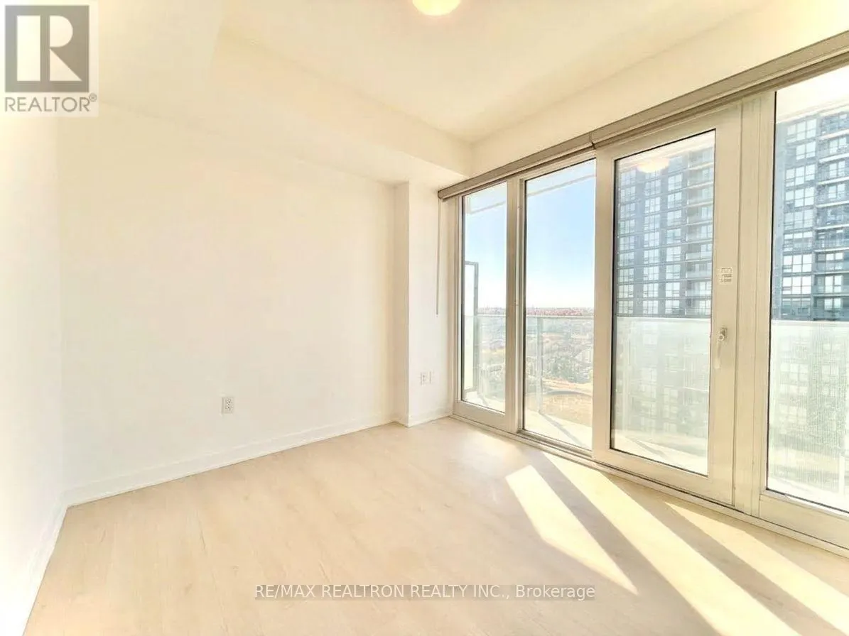 1411 - 3900 CONFEDERATION PARKWAY