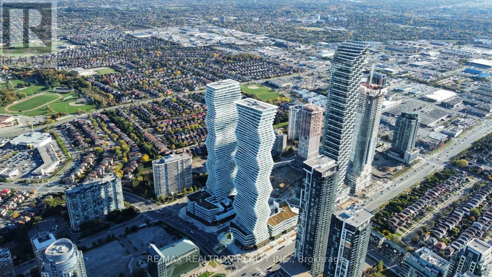 1411 - 3900 CONFEDERATION PARKWAY