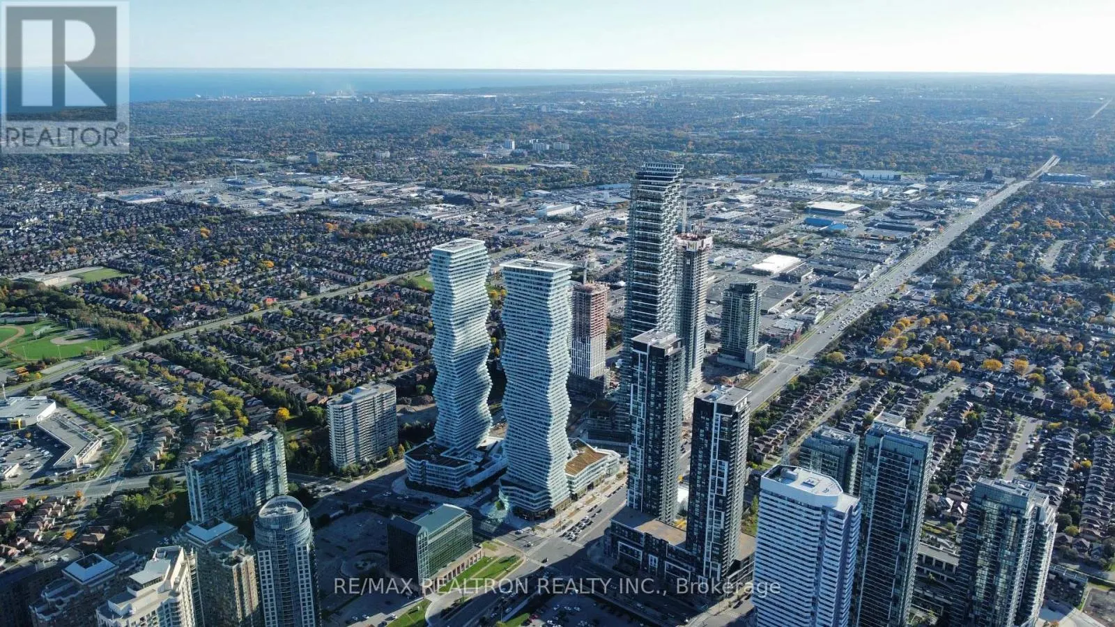 1411 - 3900 CONFEDERATION PARKWAY