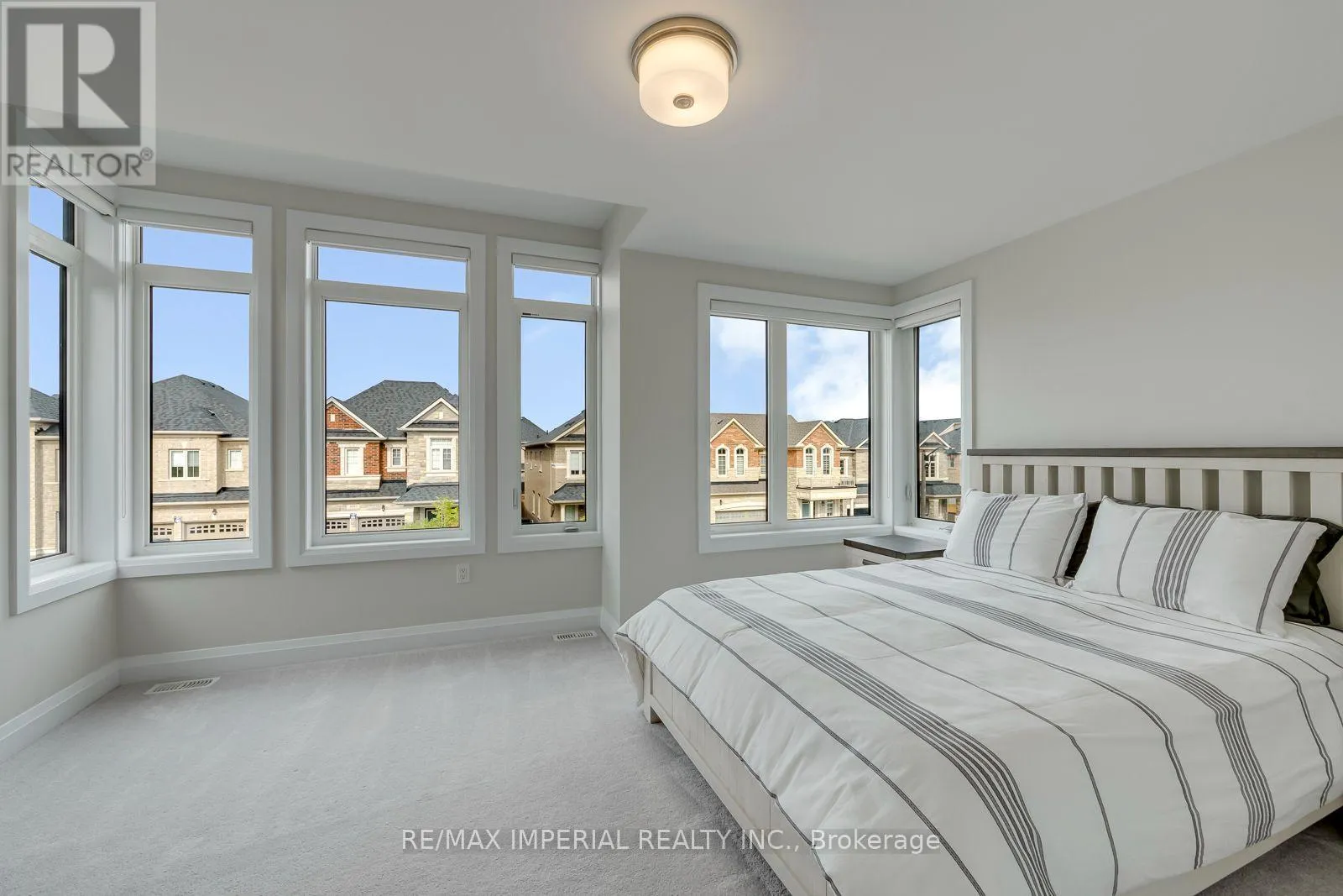 4044 CHANNING CRESCENT