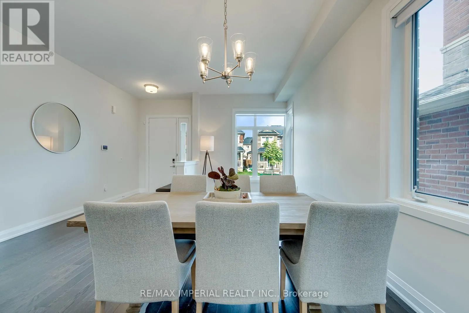 4044 CHANNING CRESCENT