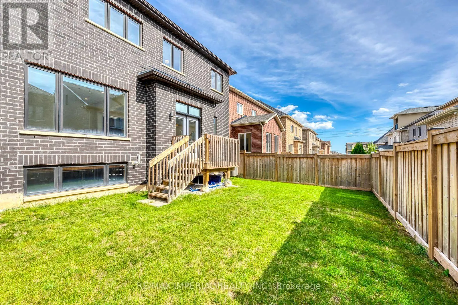4044 CHANNING CRESCENT