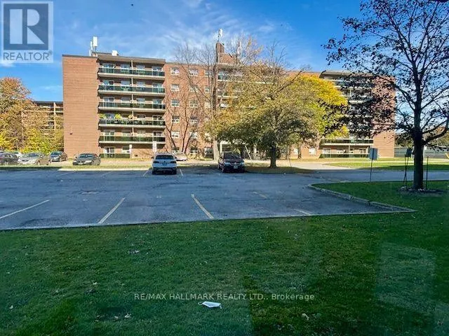 2-109 - 515 NORTH SERVICE ROAD