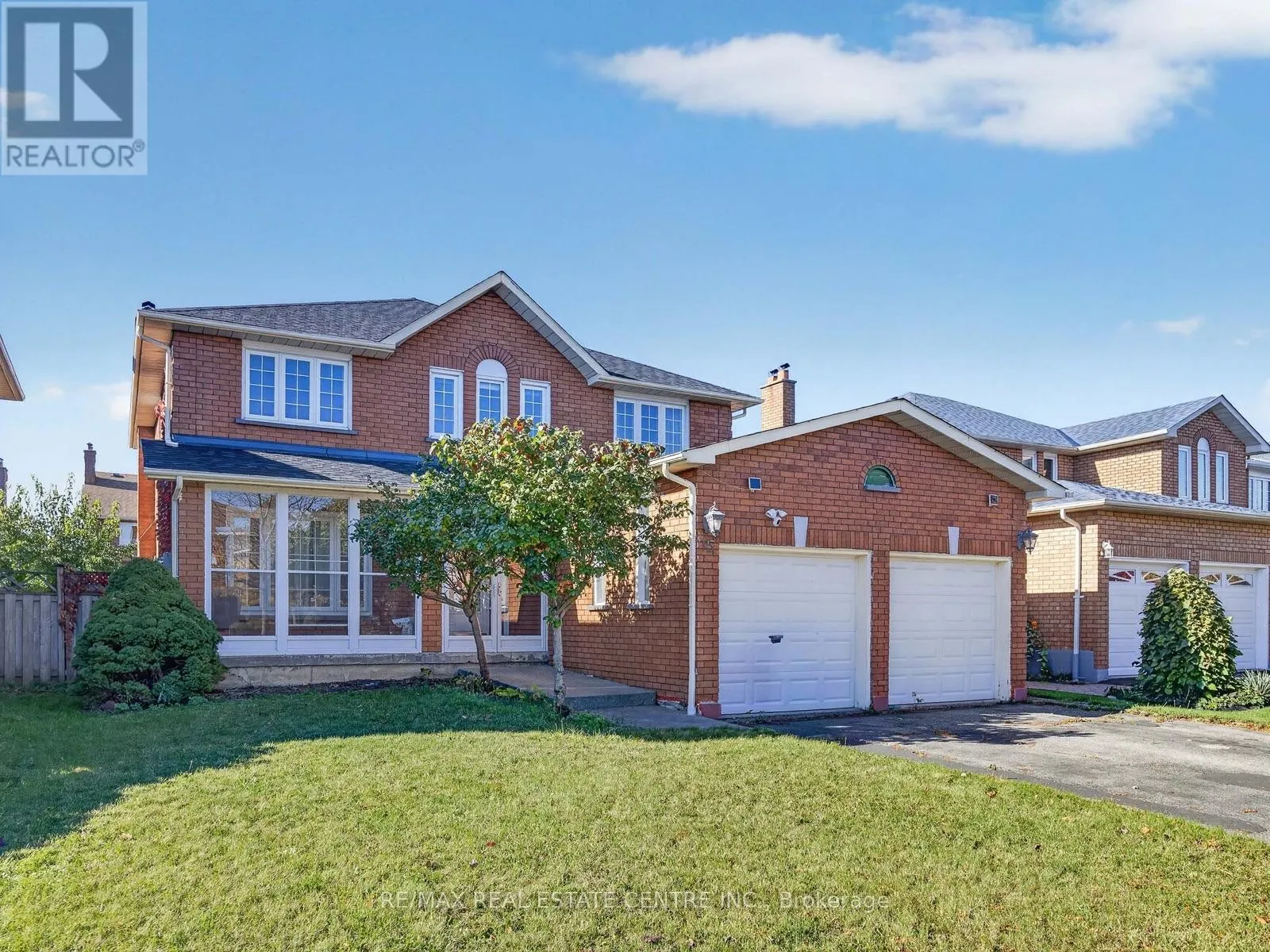 15 HEDGEROW AVENUE