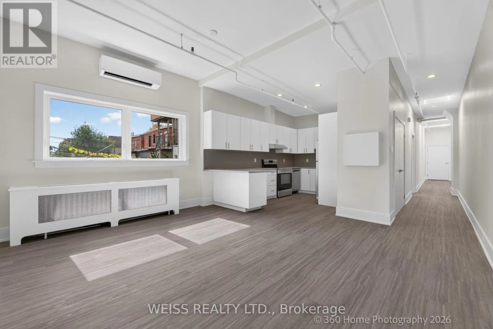 2 - 897 LANSDOWNE AVENUE