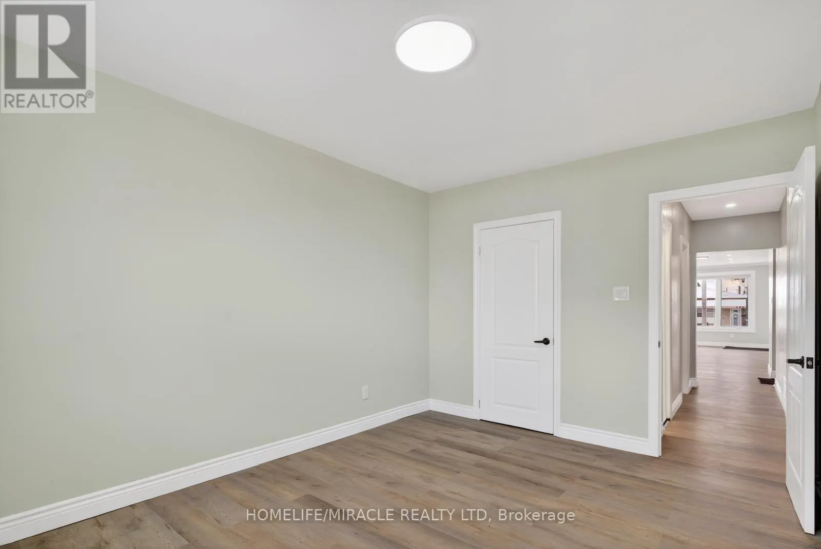 18 RUBYDALE GARDENS
