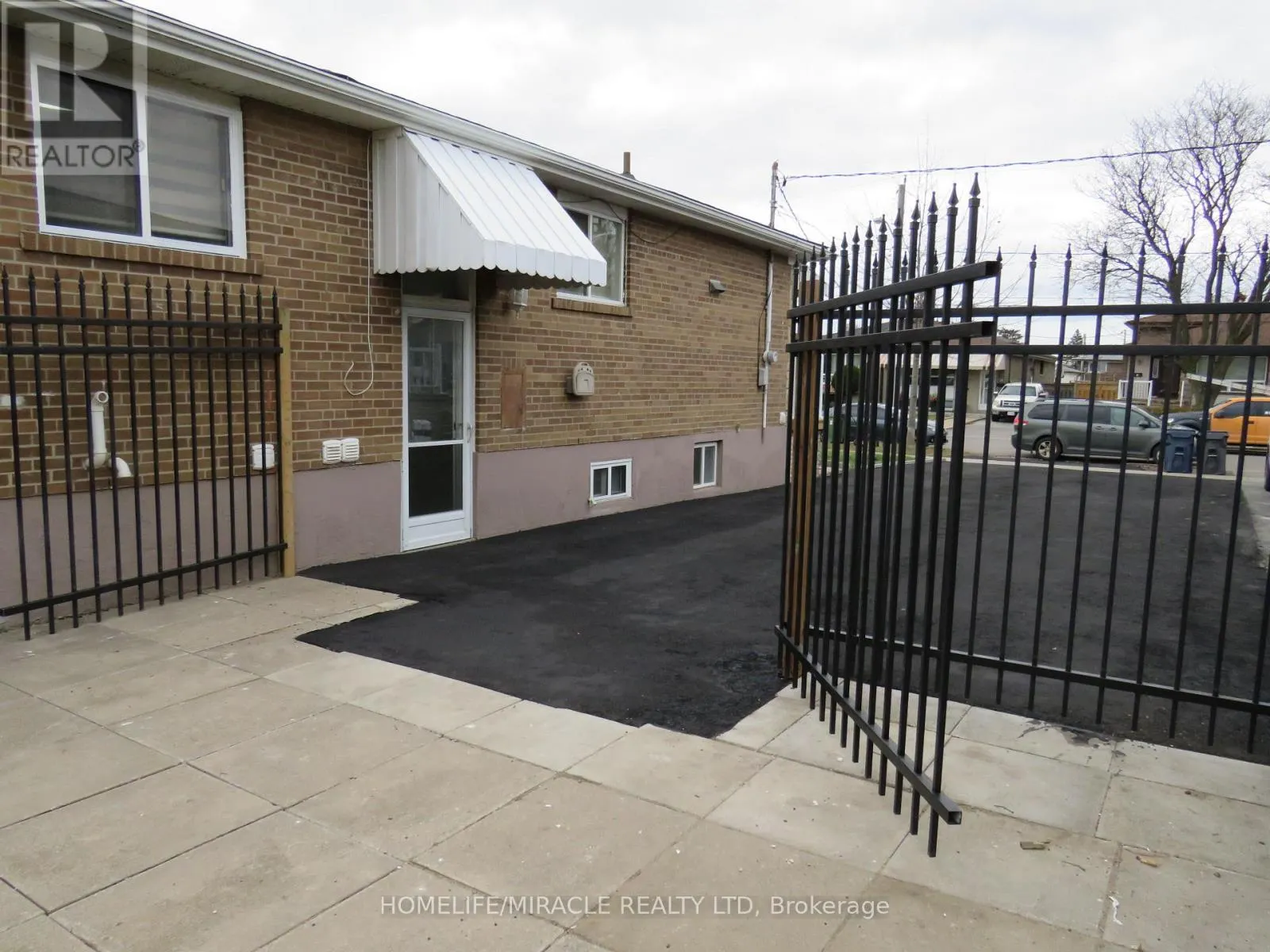 18 RUBYDALE GARDENS