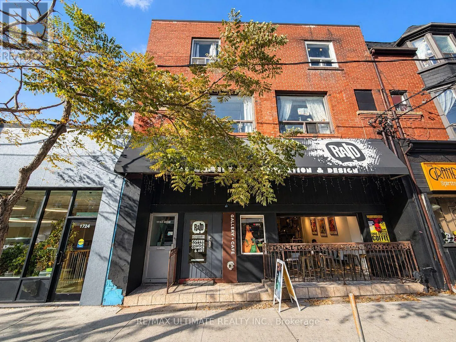 2ND FLR - 1720 QUEEN STREET W