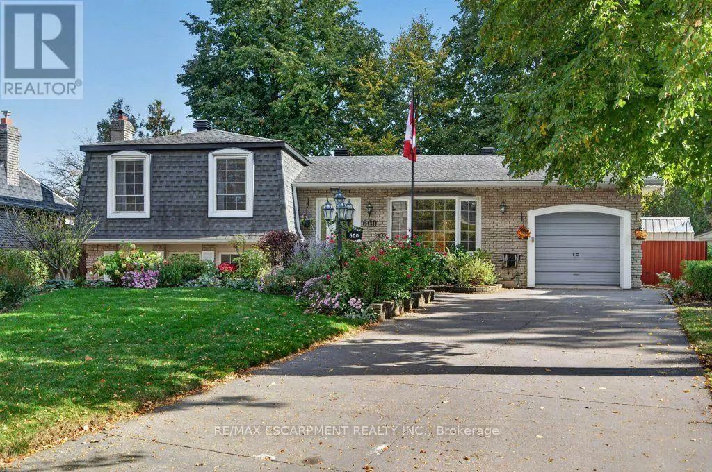600 HOLLY HILL CRESCENT