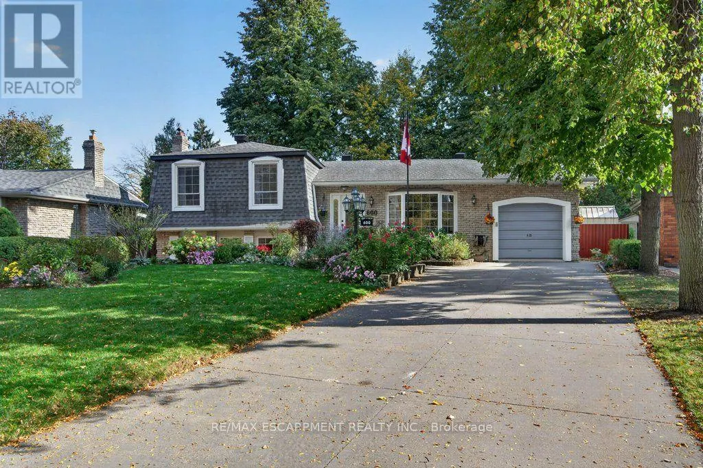600 HOLLY HILL CRESCENT