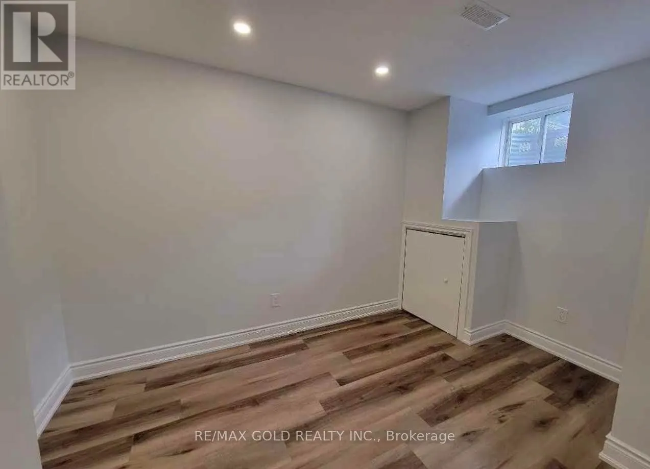 1466 FARMSTEAD DRIVE