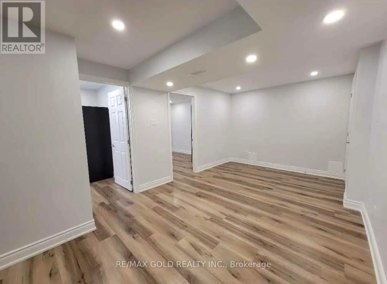1466 FARMSTEAD DRIVE