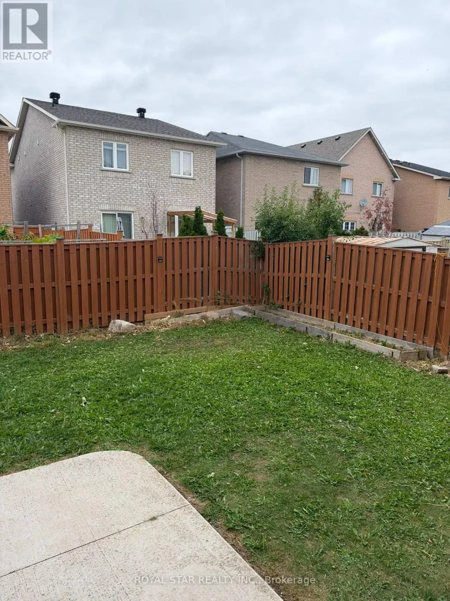 80 SUMMITGREEN CRESCENT