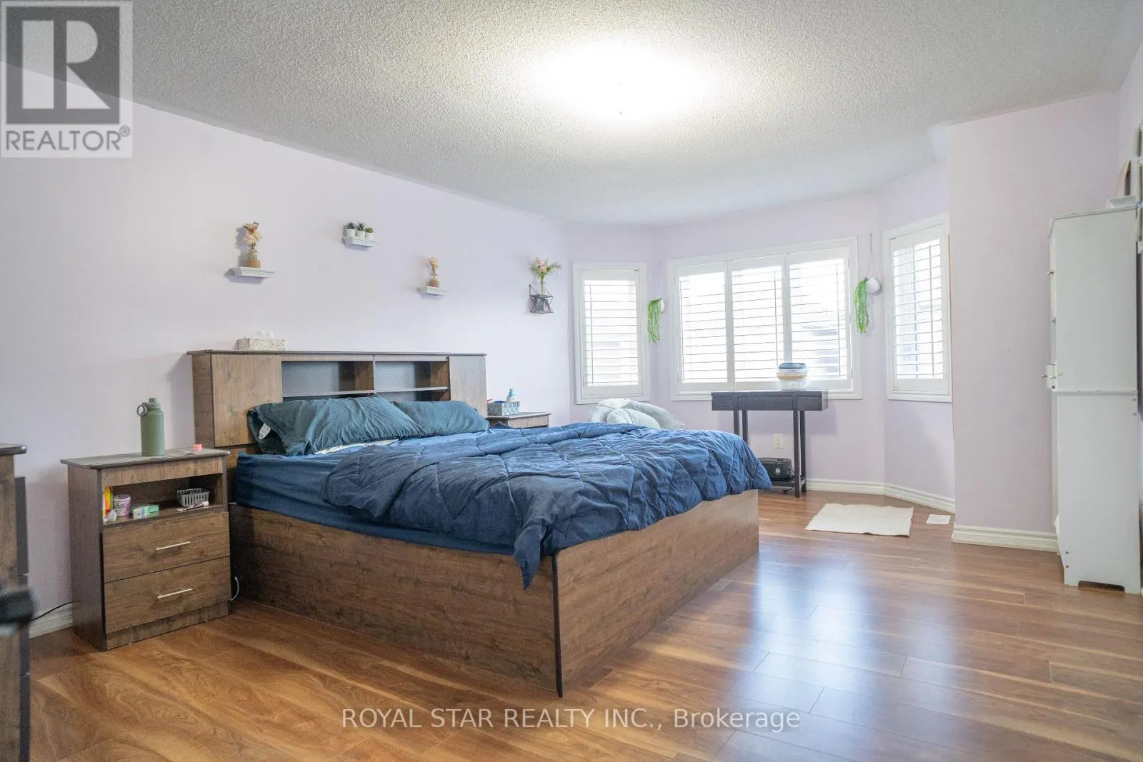 80 SUMMITGREEN CRESCENT