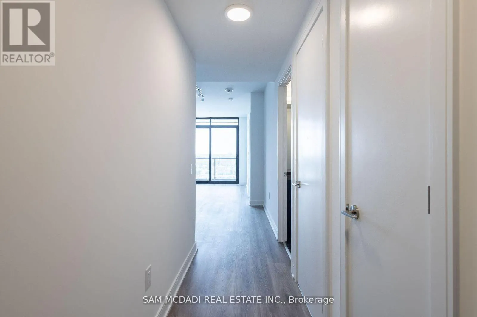 1517 - 86 DUNDAS STREET E